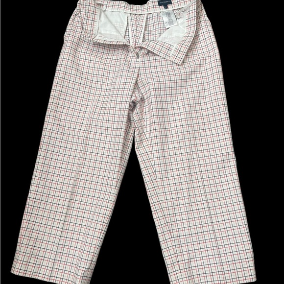 Burberry Pants 
Golf Capri Color: ivory/Red/grey| Size: 8 - Picture 11 of 13